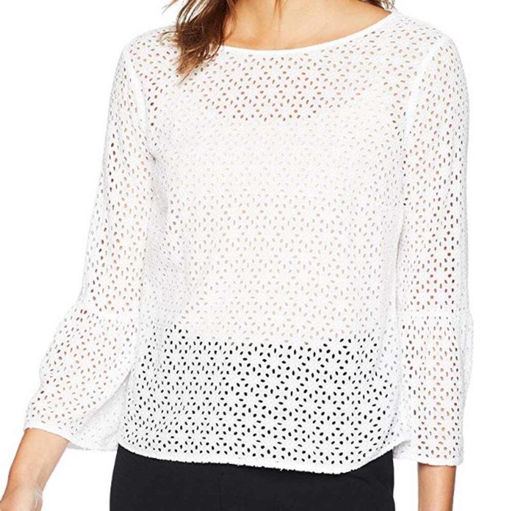 NWOT three dots brand eyelet blouse sz M